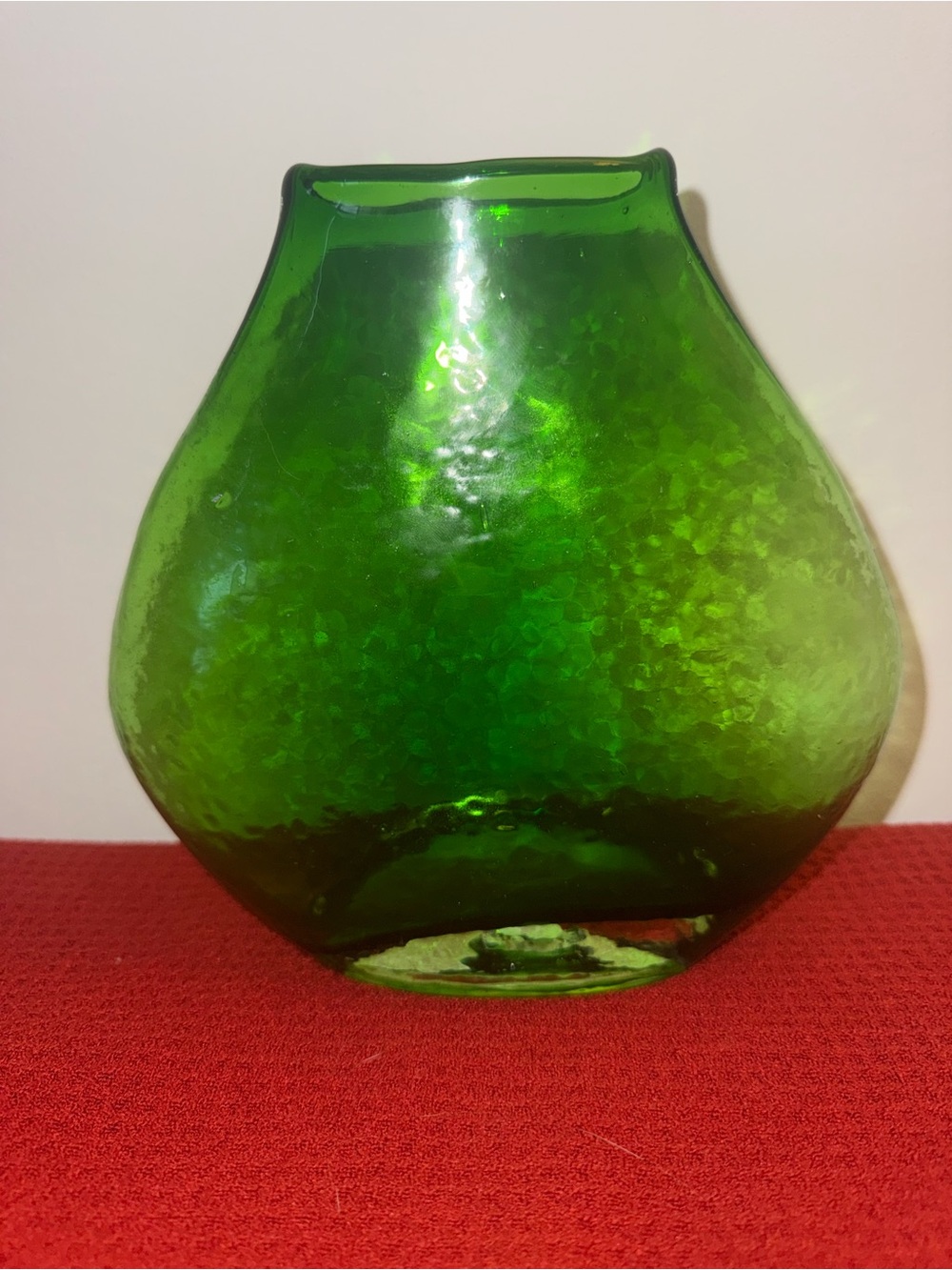 VINTAGE EMERALD GREEN 7” TALL 7” WIDE MCM ART GLASS DECOR VASE